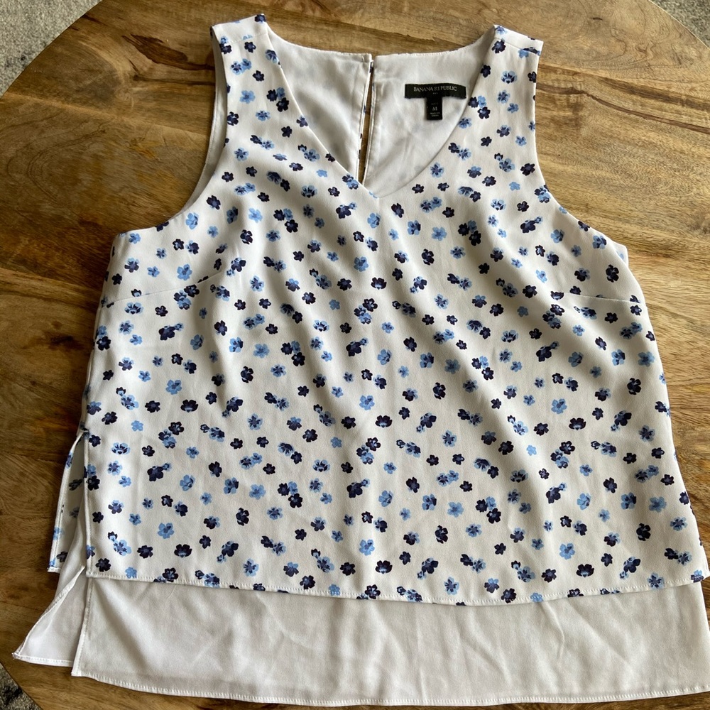 Banana Republic Silky White Floral Tank Top M